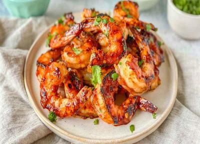 3 طرز تهیه میگو گریل ، 20 نکته آب ننداختن، سفت و لاستیکی نشدن میگو گریل 3 طرز تهیه میگو گریل ، 20 نکته آب ننداختن، سفت و لاستیکی نشدن میگو گریل